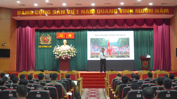 Tập huấn ứng dụng công nghệ trí tuệ nhân tạo hiệu quả, an toàn trong công tác công an -0