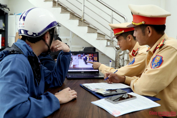 b3.jpg -2