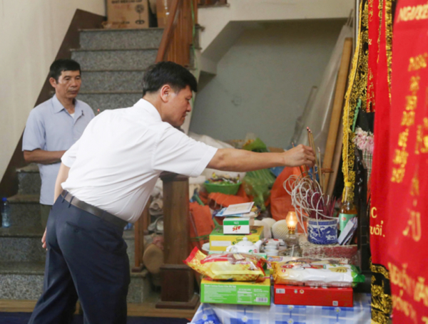 Công ty Cổ phần Nhiệt điện Quảng Ninh chung tay hỗ trợ người dân Ba Bể khắc phục hậu quả lũ ống, sạt lở đất -1