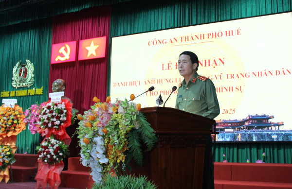 Phòng Cảnh sát hình sự Công an TP Huế đón nhận danh hiệu Anh hùng Lực lượng vũ trang nhân dân -0