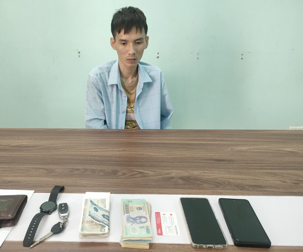 Gã trộm sa lưới sau 3 giờ gây án -0