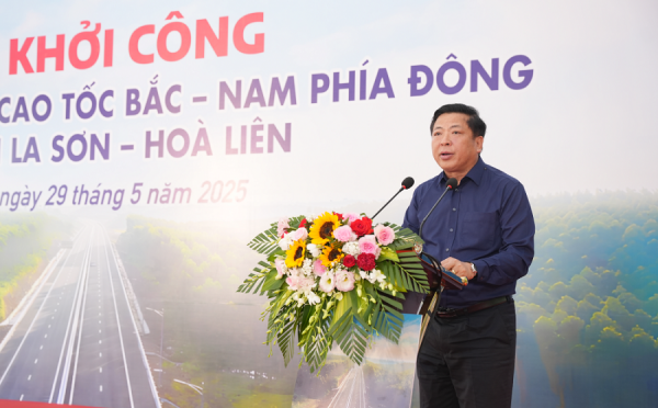 Mở rộng cao tốc Bắc - Nam phía Đông đoạn La Sơn - Hòa Liên lên 4 làn xe -0