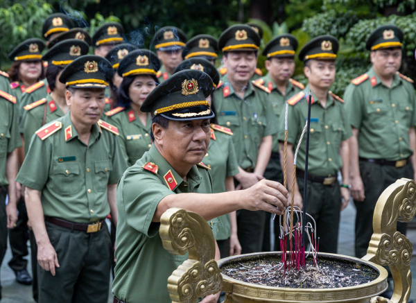 Kỳ niệm 100 năm ngày Báo chí cách mạng (21/6/1925-21/6/2025) Về Việt Bắc thăm nơi khởi thuỷ Hội Những người viết báo Việt Nam -0