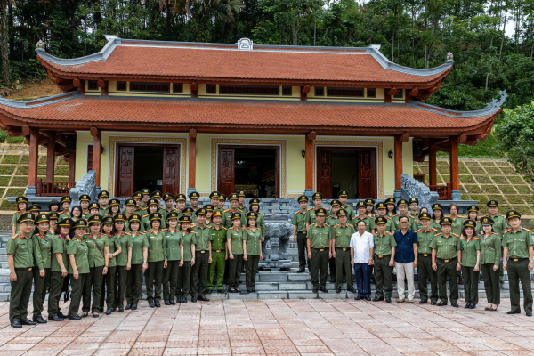 Kỳ niệm 100 năm ngày Báo chí cách mạng (21/6/1925-21/6/2025) Về Việt Bắc thăm nơi khởi thuỷ Hội Những người viết báo Việt Nam -0