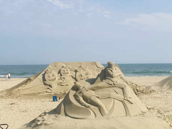 Những tượng cát độc đáo trên bãi biển Busan -0