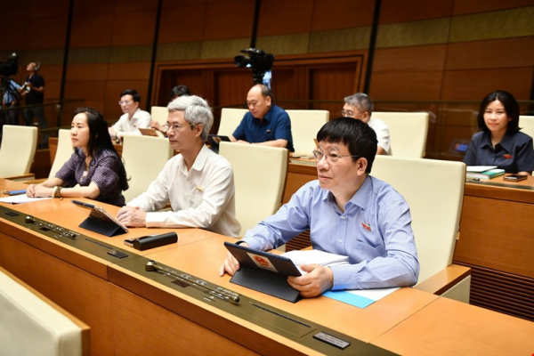 Quốc hội thông qua Nghị quyết lịch sử, cả nước sắp xếp thành 34 tỉnh, thành phố -0
