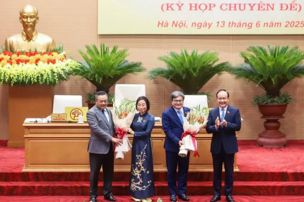 Ông Trương Việt Dũng được bầu giữ chức Phó Chủ tịch UBND TP Hà Nội -0