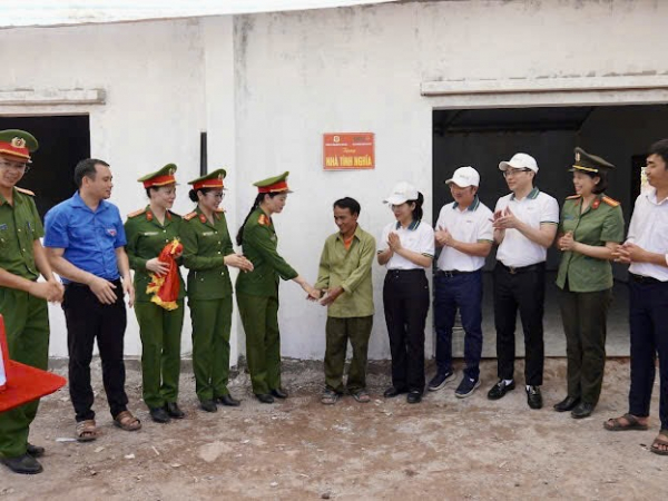 Trường Cao đẳng CSND I tổ chức nhiều hoạt động thiết thực chung tay xóa nhà tạm, nhà dột nát -0