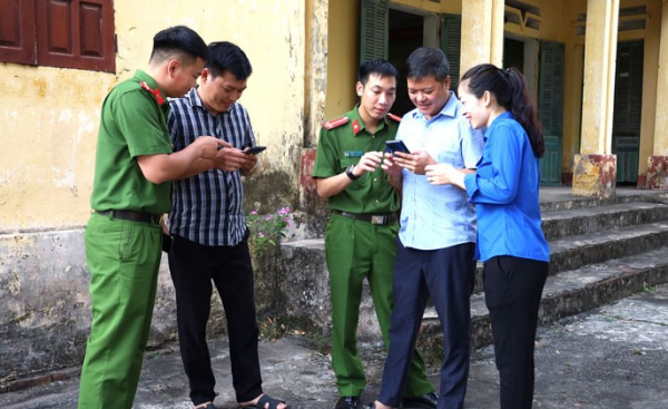 Khẳng định vai trò nòng cốt đồng hành cùng tỉnh chuyển mình số (kỳ 2) -0