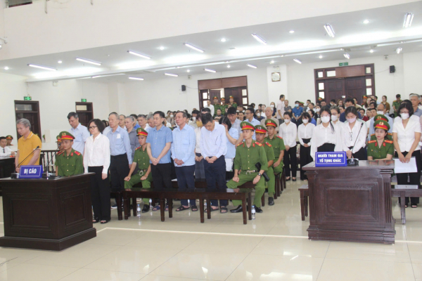 Cựu Chủ tịch FLC Trịnh Văn Quyết được đề nghị giảm từ 21 năm tù xuống 14 năm tù  -0