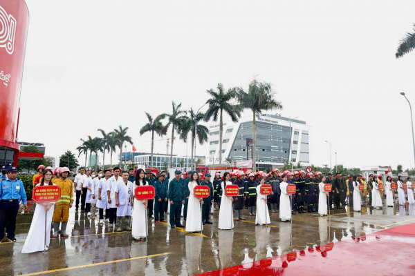 Bắc Giang diễn tập phương án chữa cháy và cứu nạn, cứu hộ cấp tỉnh năm 2025 -0