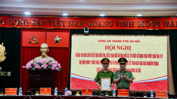 Bí thư Thành ủy Hà Nội, lãnh đạo Bộ Công an và Bộ Tài chính gửi Thư khen Công an thành phố khám phá nhiều chuyên án lớn -0