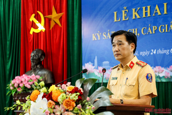 Ngày đầu CSGT Hà Nội sát hạch lái xe cho người dân Thủ đô -0