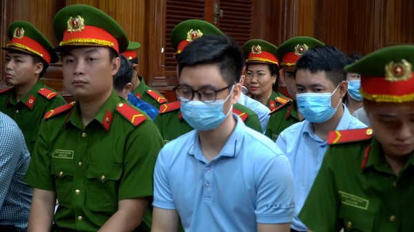 Cựu giám đốc Trung tâm Lý lịch tư pháp Quốc gia bị đề nghị 18 -19 năm tù -0
