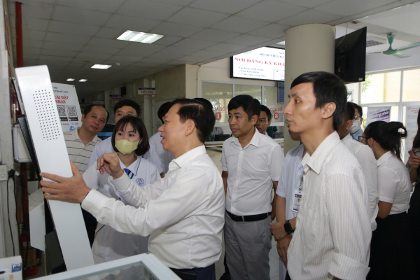 Hà Nội tăng tốc triển khai bệnh án điện tử -0