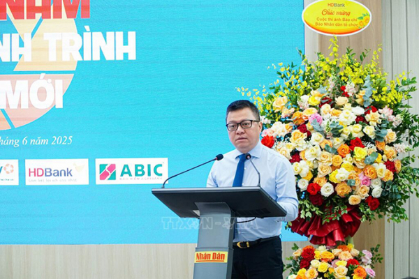 Báo Nhân dân  và Hội nghệ sĩ nhiếp ảnh phát động cuộc thi ảnh Báo chí “Việt Nam trên hành trình đổi mới