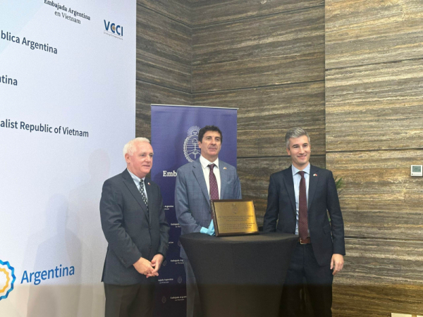 Argentina inaugurates. agro-industrial office in Vietnam -1