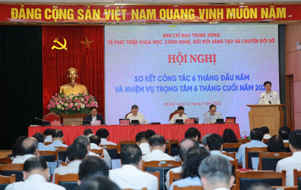 Ứng dụng hiệu quả khoa học công nghệ, chuyển đổi số vào chính quyền hai cấp -0