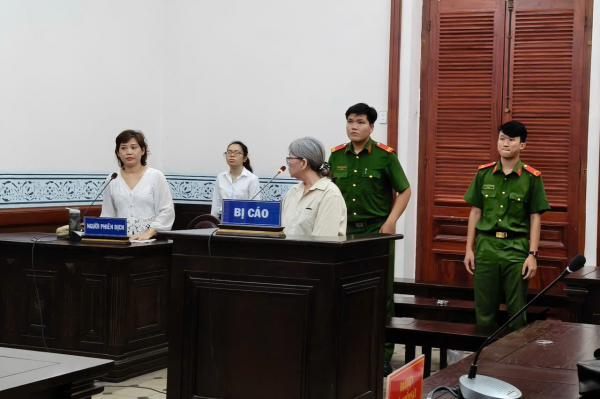Vận chuyển 3,5 kg ma túy nhưng nữ bị cáo người nước ngoài thoát án tử hình nhờ luật sửa đổi -0