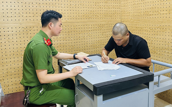 “Sa lưới” sau nhiều năm lẩn trốn -0