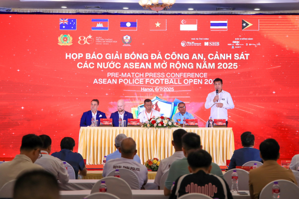 Sân chơi thể thao ý nghĩa cho lực lượng thực thi pháp luật -0