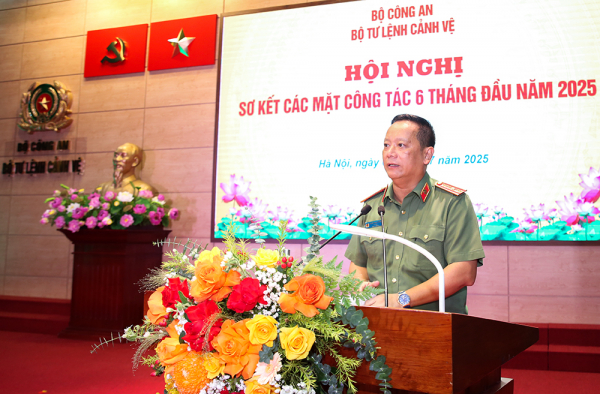 Tăng tốc chuyển mình, siết chặt kỷ cương, giữ vững vành đai cảnh vệ -0