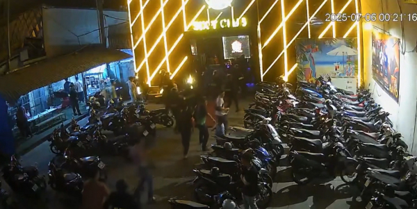 Hàng trăm Cảnh sát đồng loạt “đột kích” 3 quán bar, phát hiện 186 người dương tính ma túy -0