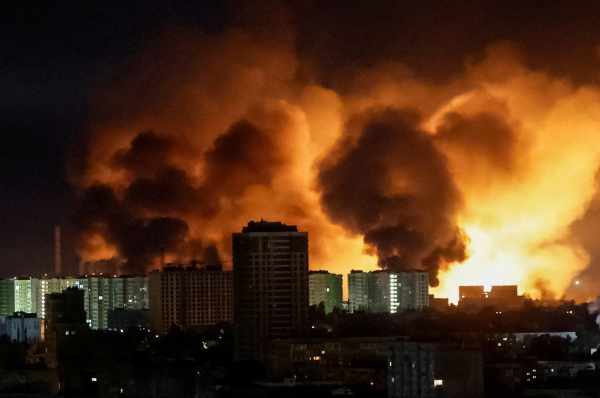 Kiev chìm trong lửa khói vì đòn tập kích của Nga -0