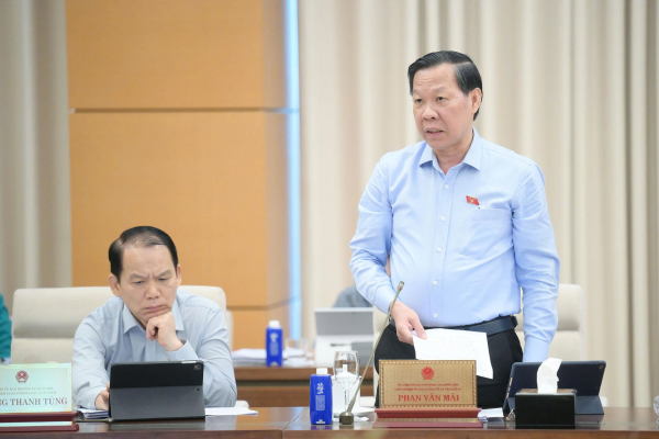 Tiếp tục hoàn thiện thể chế, chính sách về phát triển, sử dụng nguồn nhân lực -0