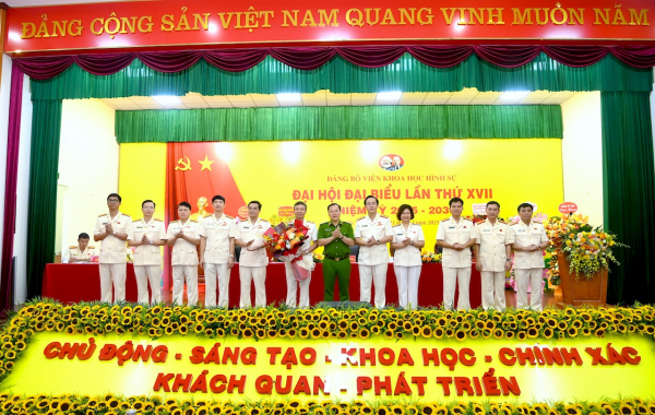 Phát triển Viện Khoa học hình sự xứng đáng là cơ quan đầu ngành của lực lượng Kỹ thuật hình sự -0