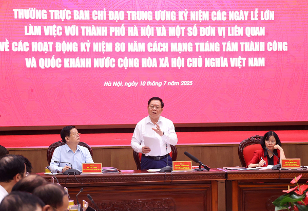 vna_potal_thuong_truc_bcd_trung_uong_ky_niem_cac_ngay_le_lon_lam_viec_voi_thanh_pho_ha_noi__8141290.jpg -0
