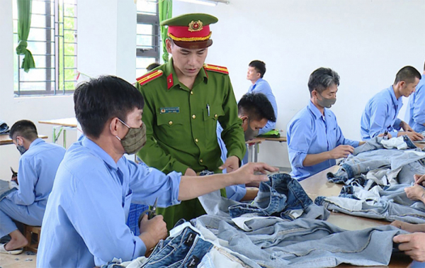 Tận tình giúp đỡ người cai nghiện ma túy làm lại cuộc đời mới -0