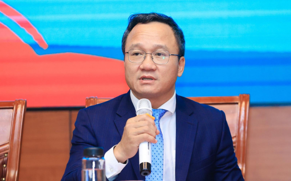 ong khuat viet hung.jpg -0