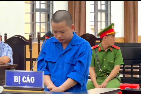 Lừa thuê xe ô tô rồi đem bán, lĩnh án 12 năm tù -0