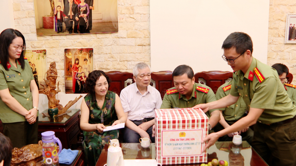Nhiều hoạt động tri ân nhân dịp kỷ niệm 78 năm Ngày Thương binh - Liệt sĩ -0