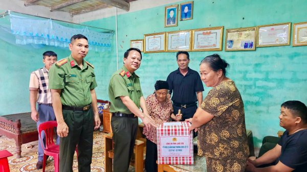 Nhiều hoạt động tri ân nhân dịp kỷ niệm 78 năm Ngày Thương binh - Liệt sĩ -1