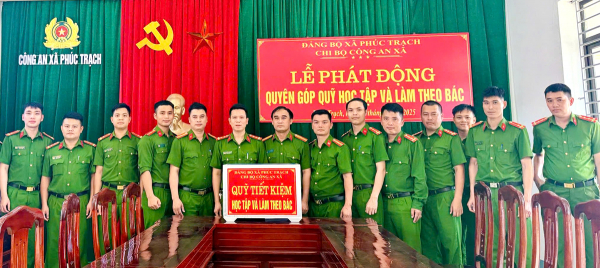 Cán bộ chiến sỹ Công an xã biên giới góp tiền hằng tháng để gây quỹ thiện nguyện -0