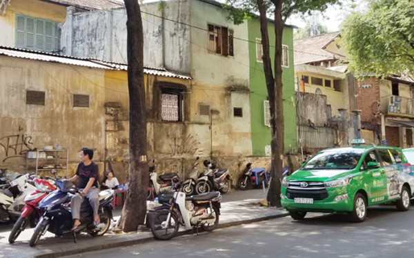 “Biến” đất công thành “đất ông” -0