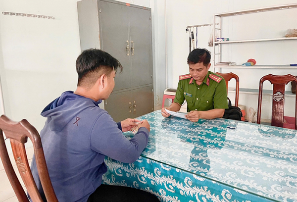 Công an xã vùng biên những ngày đầu sáp nhập -0