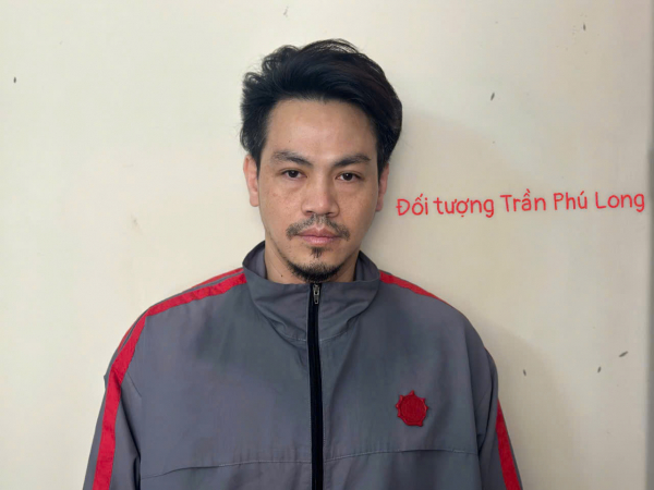 Nhà thiết kế Nguyễn Công Trí bị bắt giữ trong đường dây mua bán, tổ chức sử dụng ma túy  -0