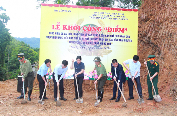 Bộ Công an tổ chức khởi công 