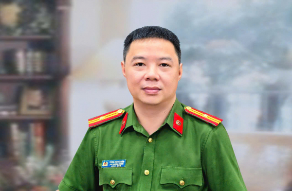 Thiếu tá Tống Đình Xuân - Người đi tìm sự thật sau những “lá bùa sức khỏe” -0