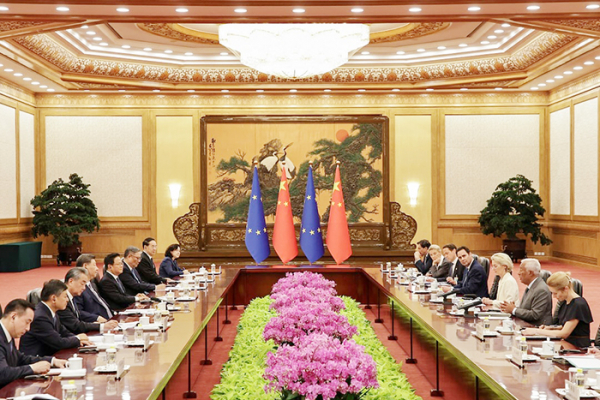 Căng thẳng thương mại phủ bóng Thượng đỉnh EU - Trung Quốc -0