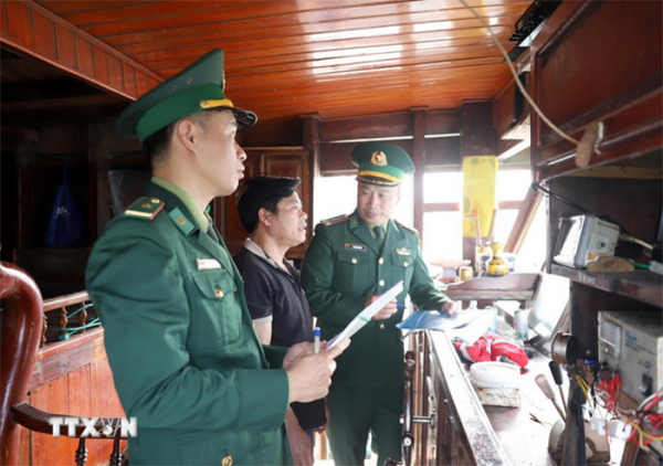 Thủ tướng cảnh báo trách nhiệm người đứng đầu nếu để tái diễn vi phạm IUU -0