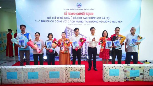 Đà Nẵng: Trao 92 căn hộ xã hội tri ân người có công nhân kỷ niệm 78 năm Ngày Thương binh – Liệt sĩ -0