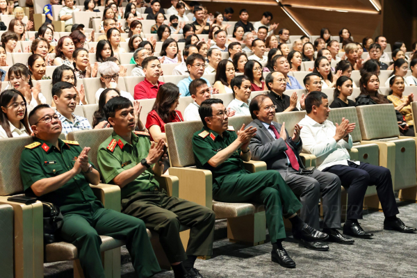 Khai mạc Tuần lễ Kịch CAND năm 2025 tại Nhà hát Hồ Gươm -0