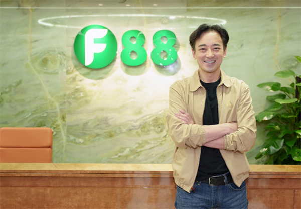CEO của Công ty tài chính nổi tiếng Thái Lan gia nhập F88 -0