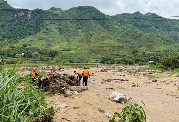 Tập trung khắc phục hậu quả lũ quét, sạt lở đất tại Sơn La và chủ động ứng phó mưa lũ -0