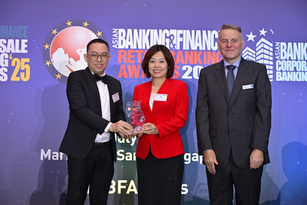 Techcombank được vinh danh “Ngân hàng bán lẻ nội địa tốt nhất Việt Nam 2025” -0