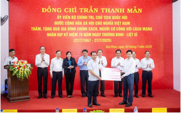 Agribank tri ân thương binh liệt sĩ, người có công với cách mạng nhân dịp 27/7 -0